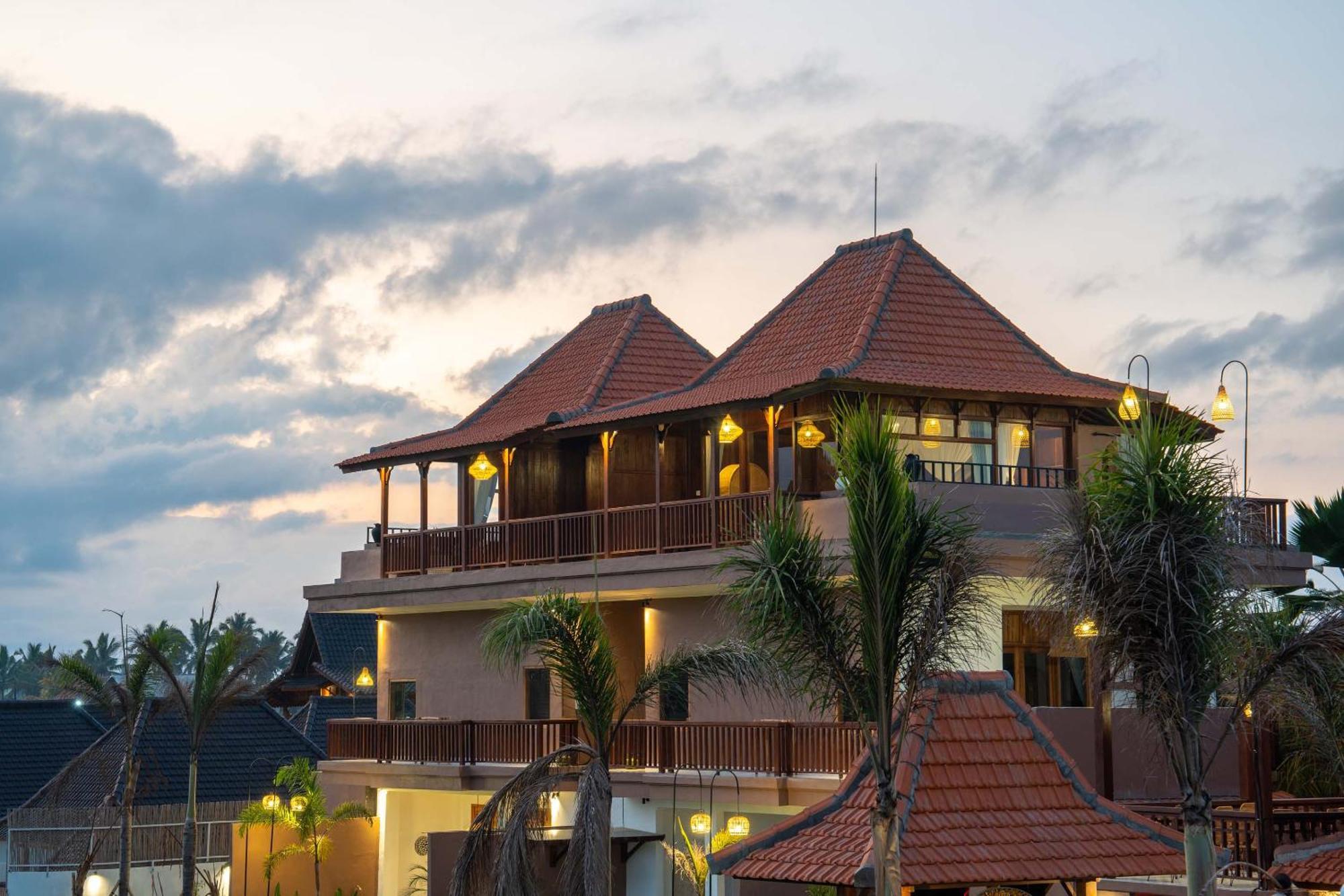 Hotel Barong Bali 4*